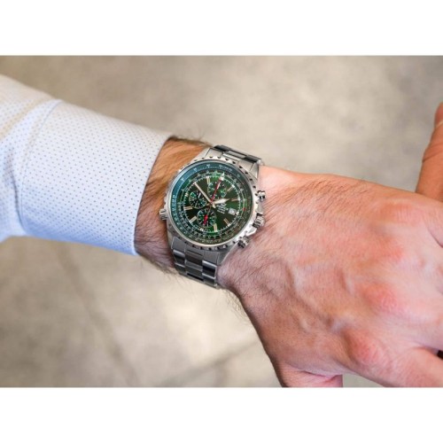 CASIO Edifice Chronograph Ρολόι Ασημί με Μεταλλικό Μπρασελέ και Πράσινο Καντράν